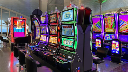 The Growing Appeal of Digital Football Entertainment Platforms